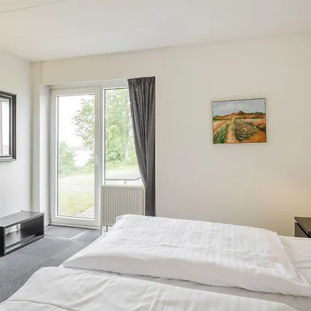Hotel Limfjorden 3*