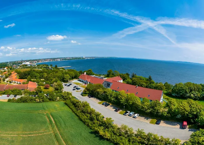 Limfjorden Hotel 3*