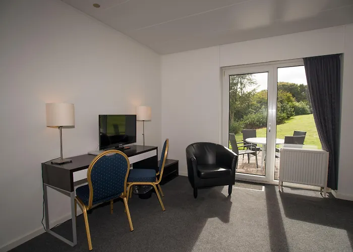 Limfjorden Hotel 3*